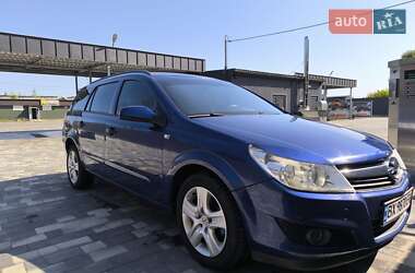 Универсал Opel Astra 2009 в Шепетовке