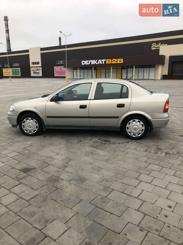 Opel Astra 2006