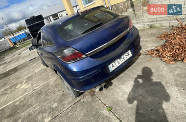 Купе Opel Astra 2006 в 