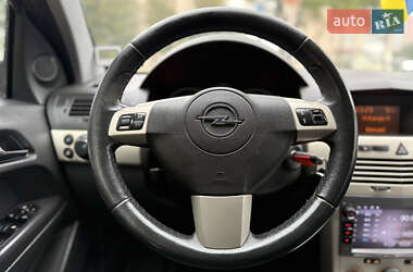 Универсал Opel Astra 2008 в 