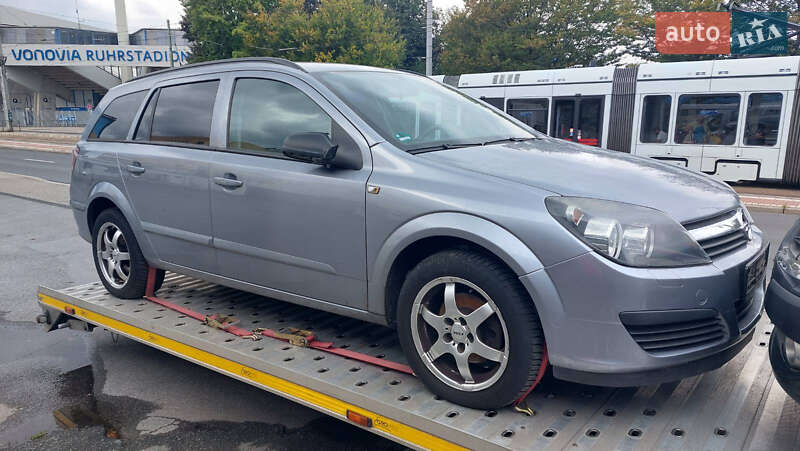 Универсал Opel Astra 2006 в Луцке