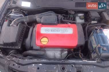 Универсал Opel Astra 2000 в 