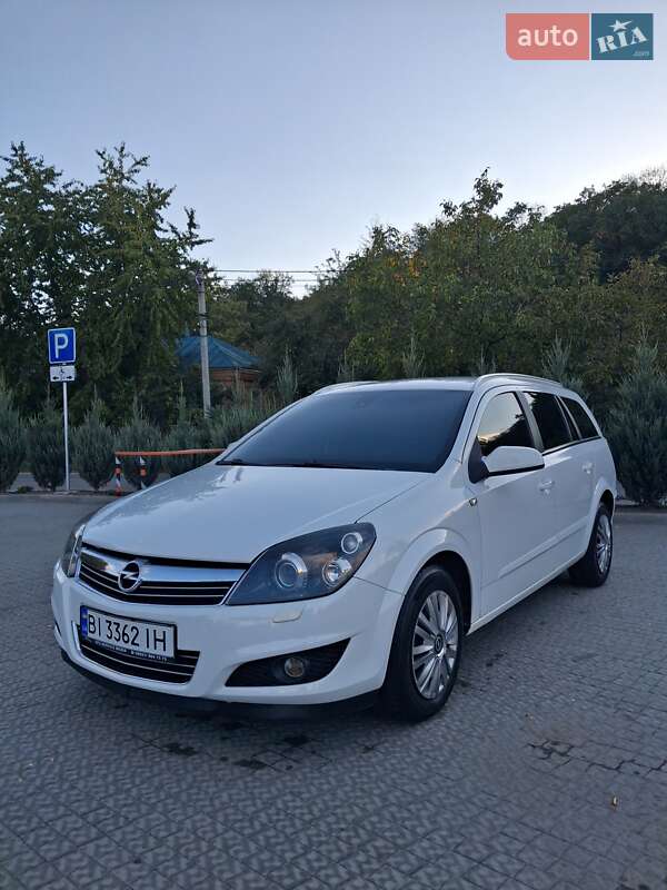 Универсал Opel Astra 2009 в 