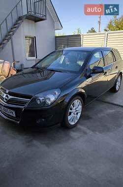 Opel Astra 2010