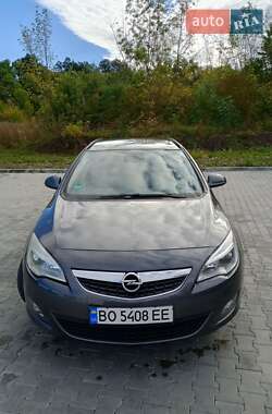 Opel Astra 2010