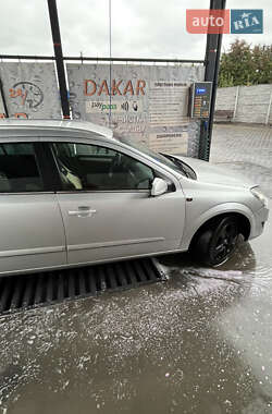 Универсал Opel Astra 2008 в 