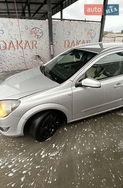 Универсал Opel Astra 2008 в 