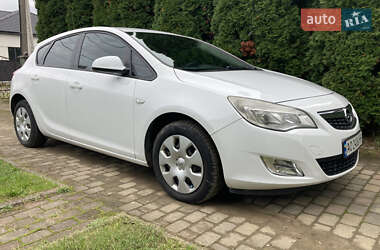 Opel Astra 2010