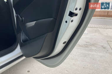 Хэтчбек Opel Astra 2010 в 