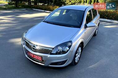 Opel Astra 2009