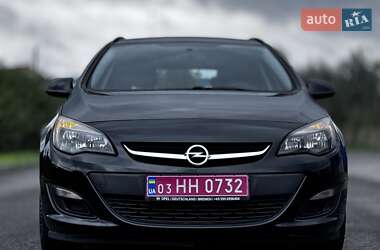 Универсал Opel Astra 2013 в 