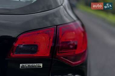 Универсал Opel Astra 2013 в 