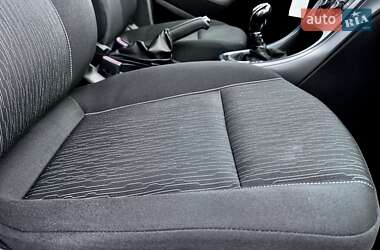 Универсал Opel Astra 2013 в 