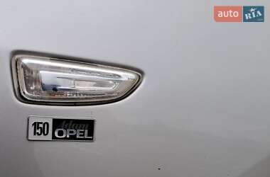 Универсал Opel Astra 2012 в 