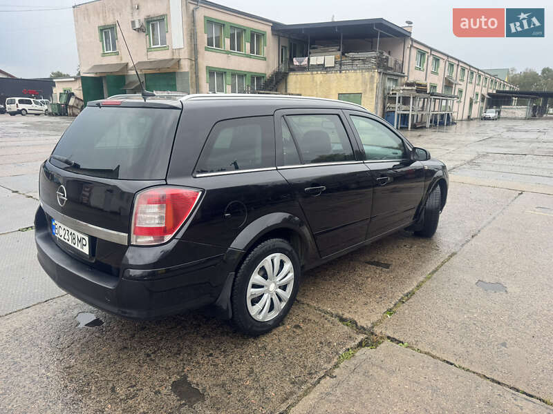 Универсал Opel Astra 2007 в Стрые