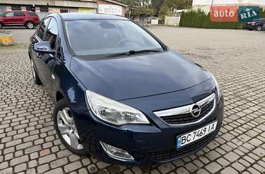 Opel Astra 2010