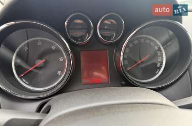 Хэтчбек Opel Astra 2010 в 
