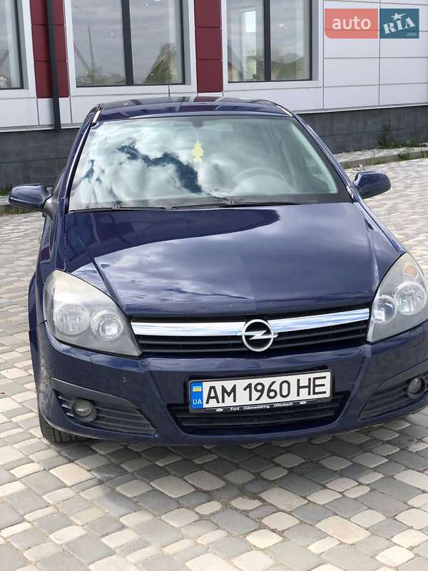 Хэтчбек Opel Astra 2006 в Житомире фото 2 Хэтчбек Opel Astra 2006 в Житомире