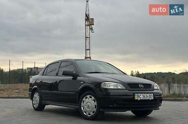 Седан Opel Astra 2008 в 
