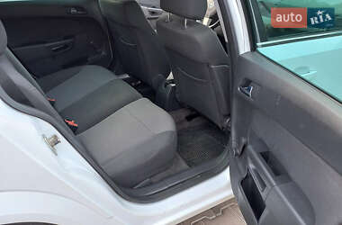 Универсал Opel Astra 2008 в 
