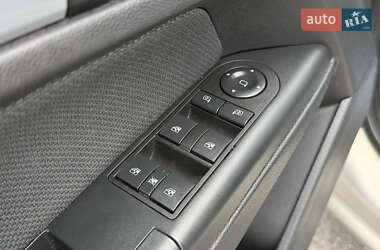 Универсал Opel Astra 2006 в 