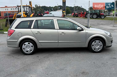 Универсал Opel Astra 2006 в 
