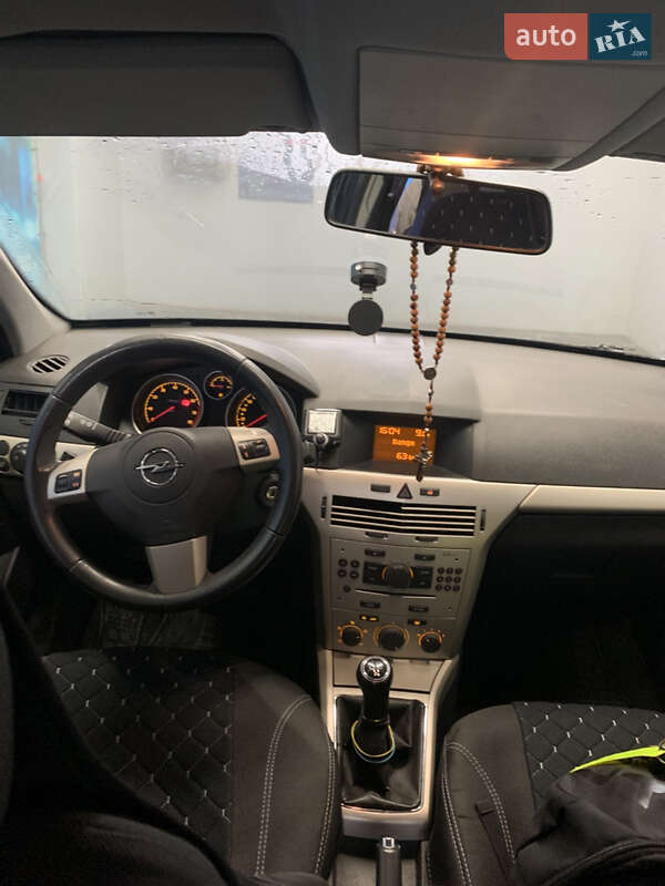 Хетчбек Opel Astra 2007 в Кам'янець-Подільському фото 7 Хетчбек Opel Astra 2007 в Кам'янець-Подільському