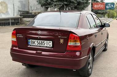 Седан Opel Astra 2008 в 