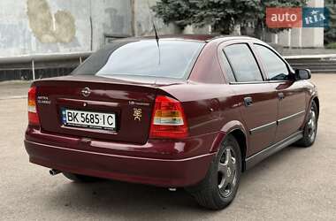 Седан Opel Astra 2008 в 