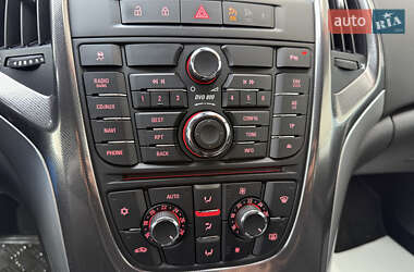 Универсал Opel Astra 2011 в 