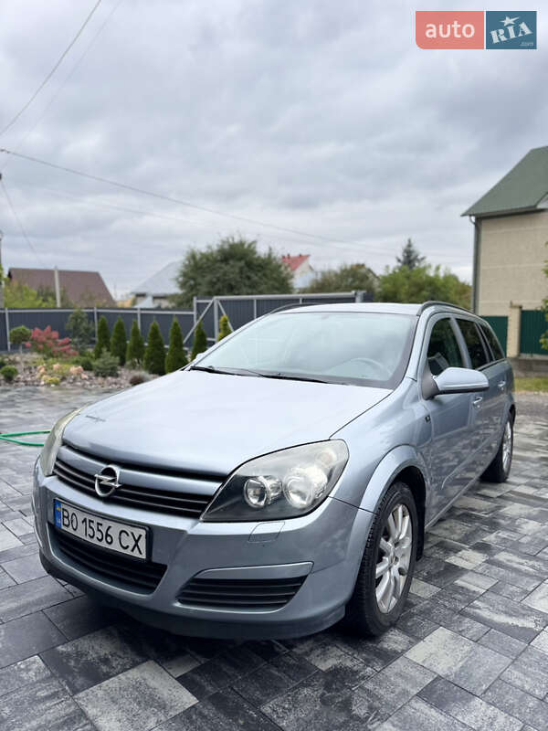 Универсал Opel Astra 2005 в Тернополе