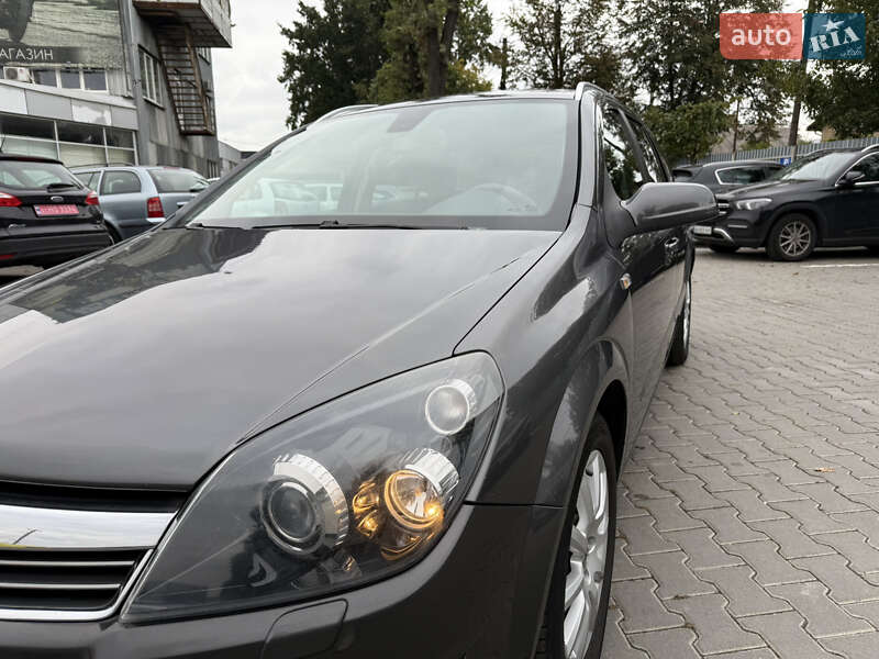 Универсал Opel Astra 2009 в Виннице