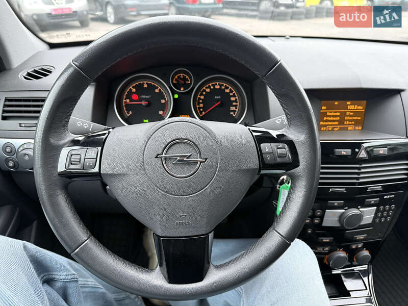 Универсал Opel Astra 2009 в Виннице