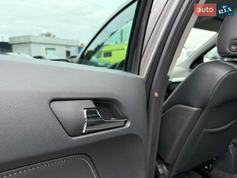 Универсал Opel Astra 2009 в Виннице