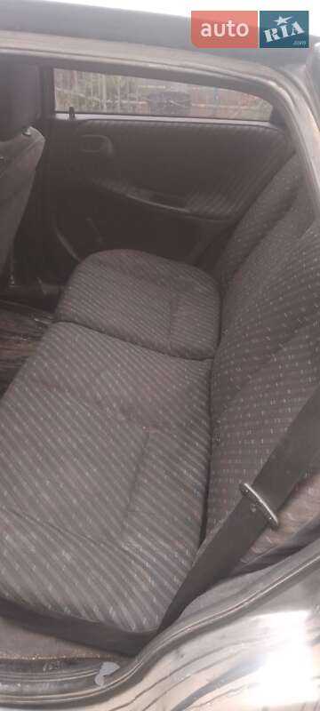 Седан Opel Astra 1992 в Монастыриске