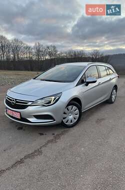 Универсал Opel Astra 2019 в 