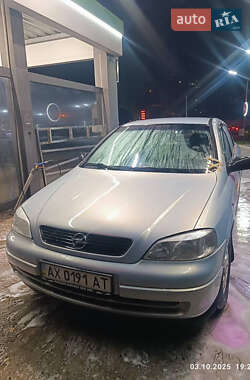 Седан Opel Astra 2004 в Харькове