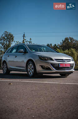 Opel Astra 2014