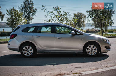 Универсал Opel Astra 2014 в 