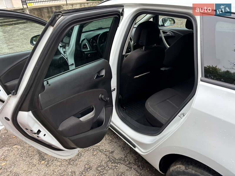 Универсал Opel Astra 2011 в Новом Роздоле фото 9 Универсал Opel Astra 2011 в Новом Роздоле