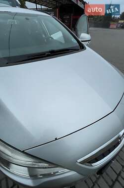 Универсал Opel Astra 2011 в 