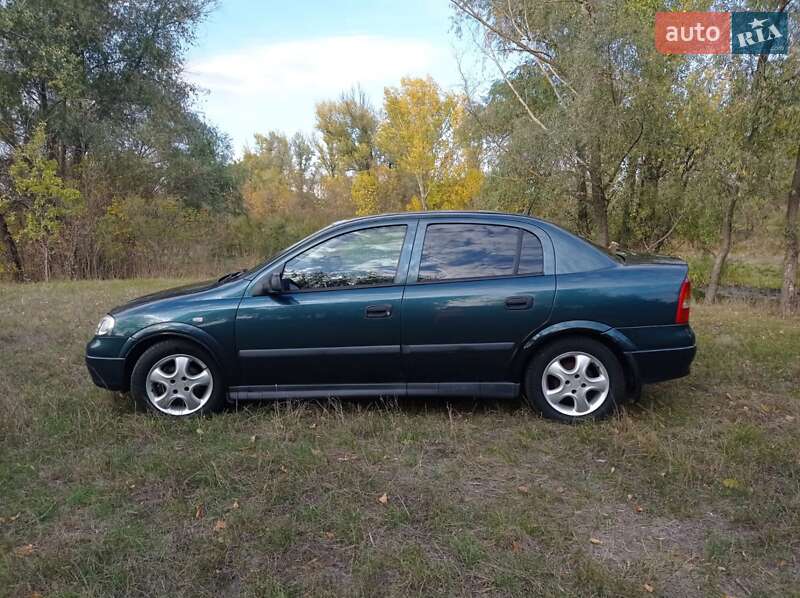 Opel Astra 2005