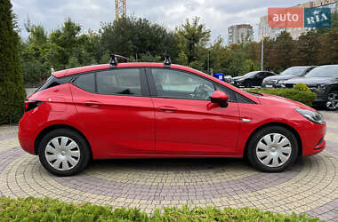 Хэтчбек Opel Astra 2016 в 