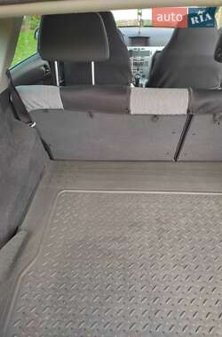 Универсал Opel Astra 2009 в 