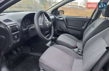 Седан Opel Astra 2008 в 
