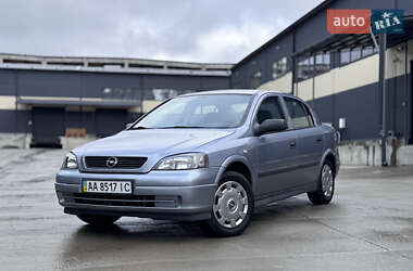 Седан Opel Astra 2009 в Києві