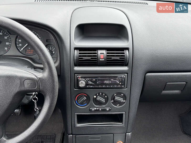 Седан Opel Astra 2009 в Киеве