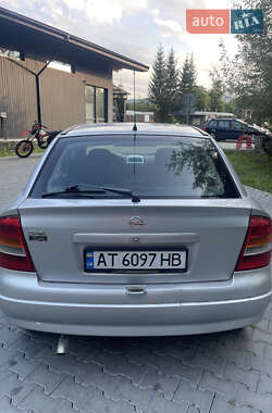 Хэтчбек Opel Astra 1999 в 