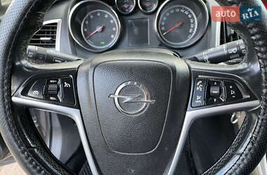 Универсал Opel Astra 2010 в 