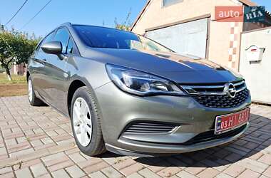 Универсал Opel Astra 2018 в Лубнах
